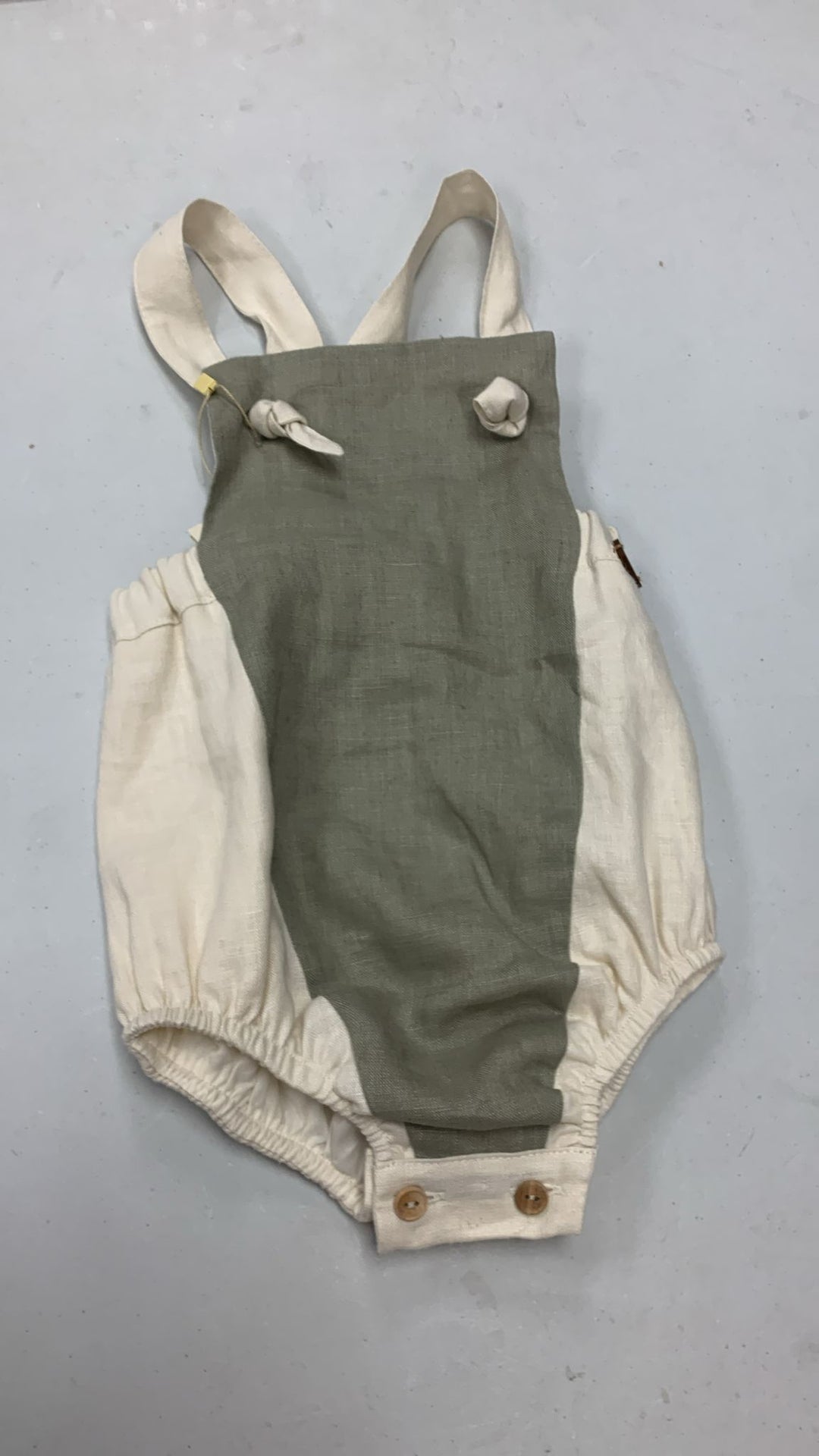 Mod 7.2 Green dungaree romper suit with straps