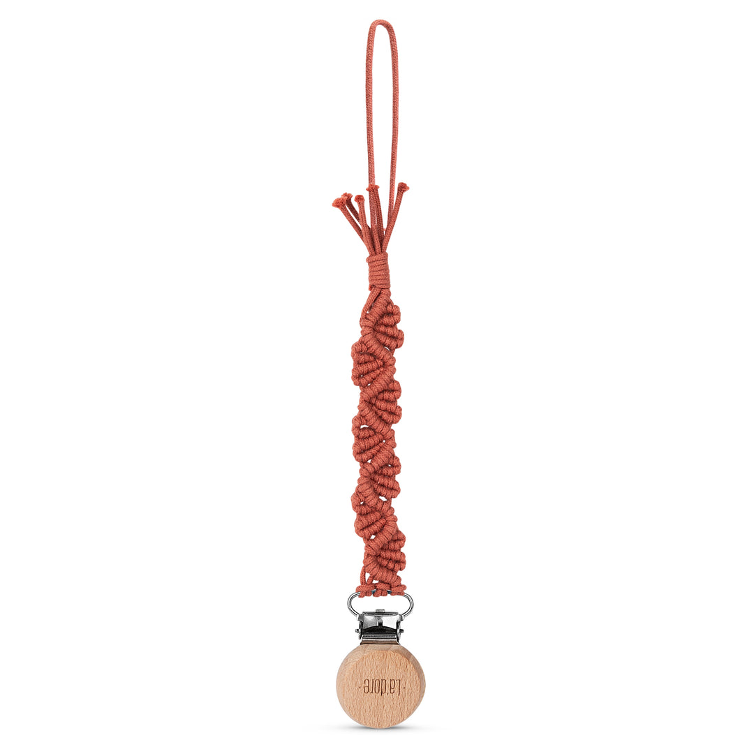 ADORA Ivy Pacifier Clip- Rosewood