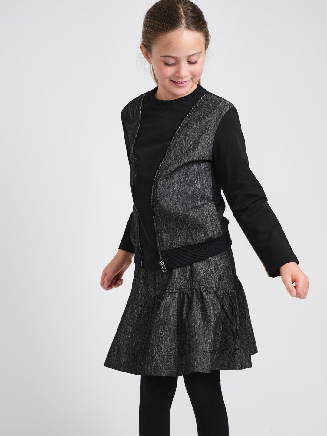 DOT & LINE-GW23741-A-TOP