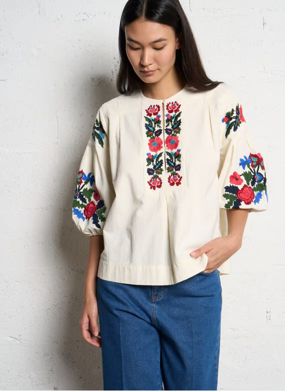 Cacia TCC02 Brd-Off White Shortsleeve shirt without collar