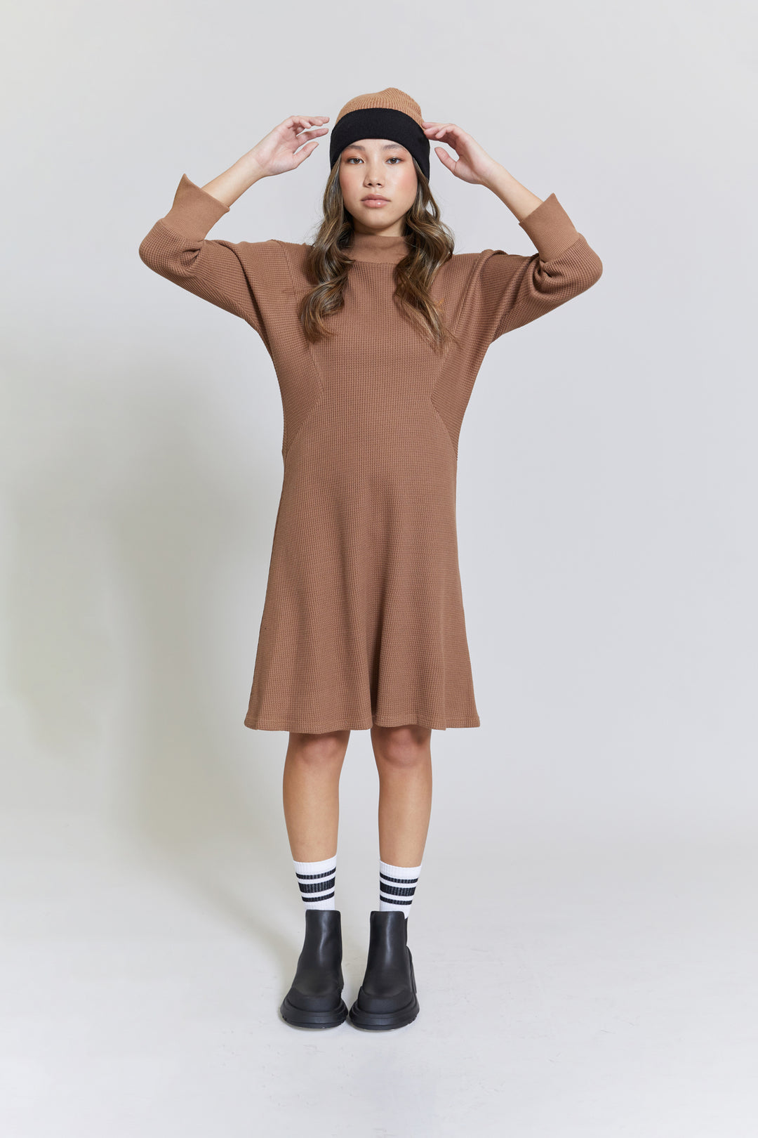 HK245-Tan